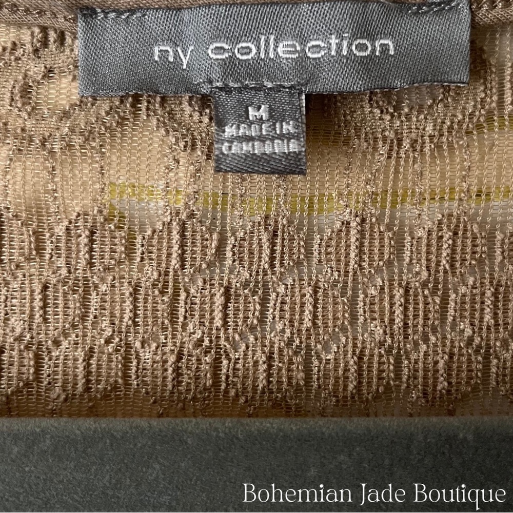NY COLLECTION Lace Dolman V-neck Short Sleeve Top - Picture 5 of 6